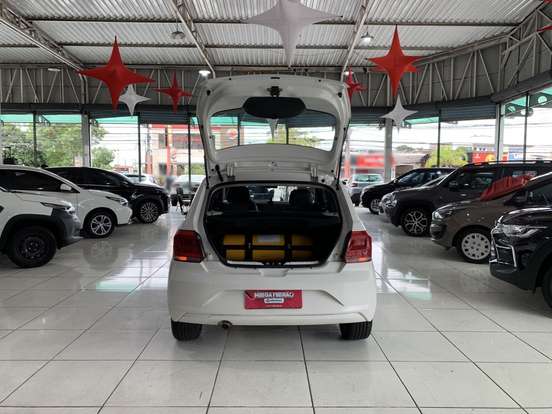 VOLKSWAGEN-GOL-2023