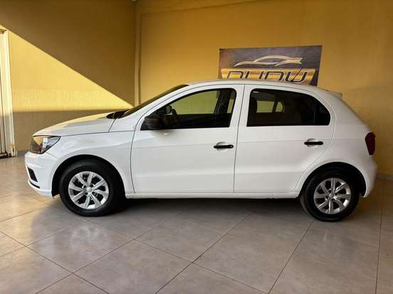 VOLKSWAGEN-GOL-2022