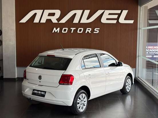 VOLKSWAGEN-GOL-2021
