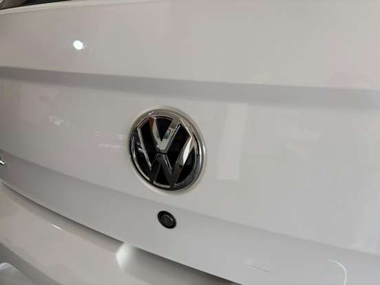 VOLKSWAGEN-GOL-1.0 12V MPI TOTALFLEX 4P MANUAL VOLKSWAGEN-GOL-2021