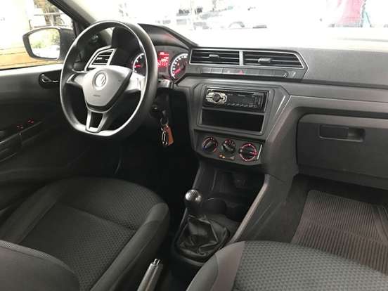VOLKSWAGEN-GOL-2023