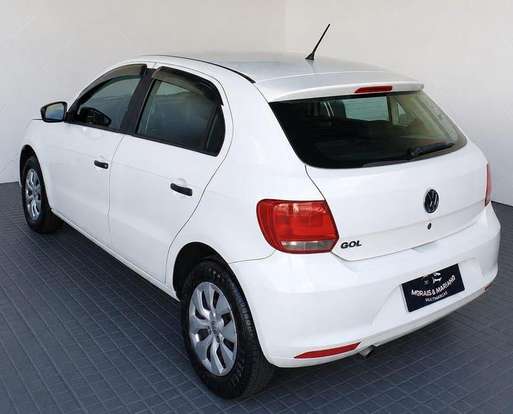 VOLKSWAGEN-GOL-2015