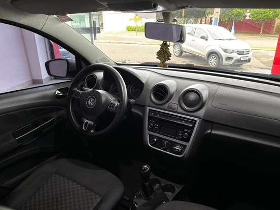 VOLKSWAGEN-GOL-2015