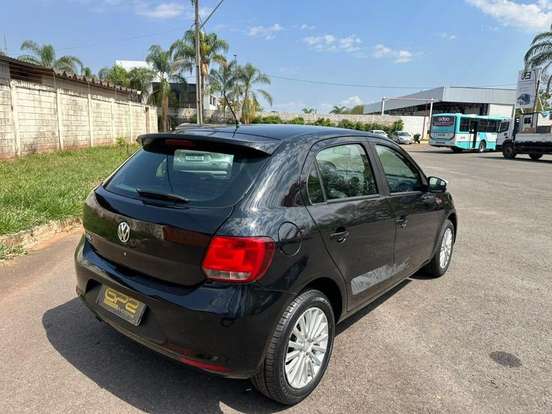 VOLKSWAGEN-GOL-1.0 MI ROCK IN RIO 8V FLEX 4P MANUAL VOLKSWAGEN-GOL-2015