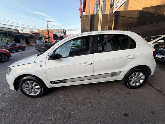 VOLKSWAGEN-GOL-1.0 MI SELEÇÃO 8V FLEX 4P MANUAL G.VI VOLKSWAGEN-GOL-2014