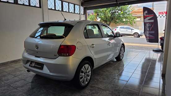 VOLKSWAGEN-GOL-2013