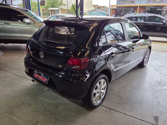 VOLKSWAGEN-GOL-2010