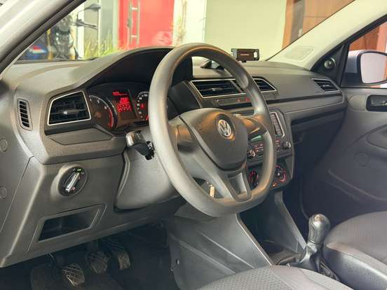 VOLKSWAGEN-GOL-2021