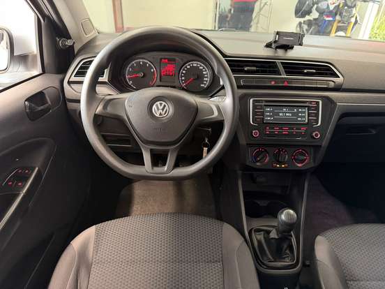 VOLKSWAGEN-GOL-2021