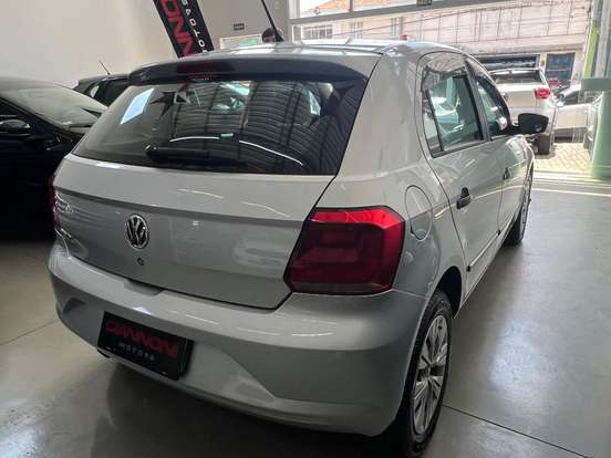 VOLKSWAGEN-GOL-2020