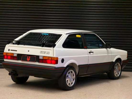 VOLKSWAGEN-GOL-1.8 GTS 8V ÁLCOOL 2P MANUAL VOLKSWAGEN-GOL-1989