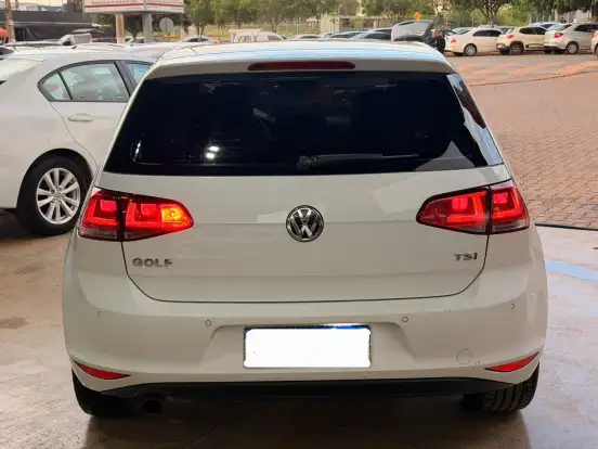 VOLKSWAGEN-GOLF-1.0 TSI COMFORTLINE 12V TOTAL FLEX 4P MANUAL VOLKSWAGEN-GOLF-2017