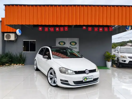 VOLKSWAGEN GOLF 1.4 TSI COMFORTLINE 16V GASOLINA 4P AUTOMÁTICO