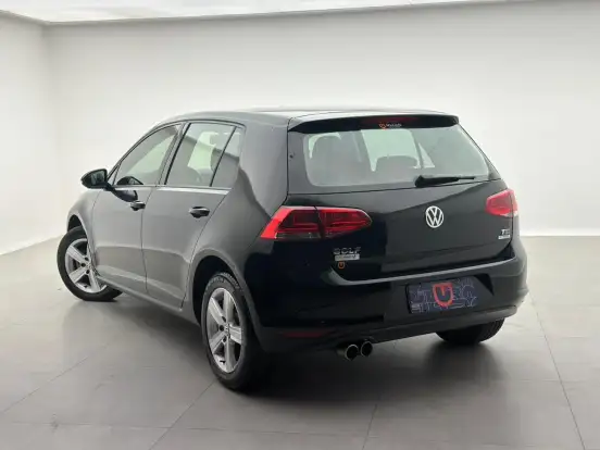 VOLKSWAGEN-GOLF-1.4 TSI COMFORTLINE 16V GASOLINA 4P AUTOMÁTICO VOLKSWAGEN-GOLF-2015