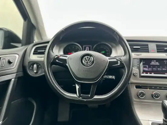 VOLKSWAGEN-GOLF-1.4 TSI COMFORTLINE 16V GASOLINA 4P AUTOMÁTICO VOLKSWAGEN-GOLF-2015