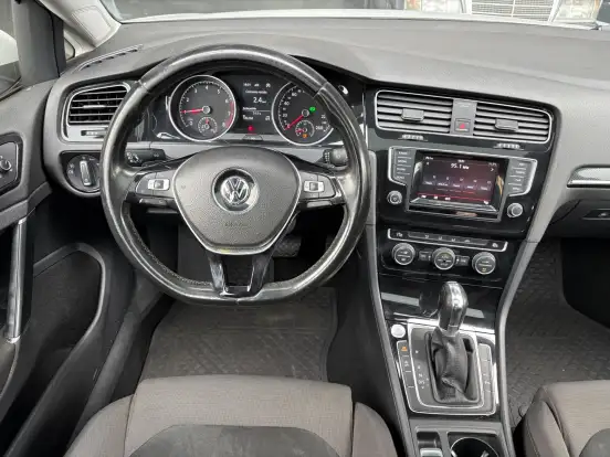 VOLKSWAGEN-GOLF-1.4 TSI HIGHLINE 16V GASOLINA 4P AUTOMÁTICO VOLKSWAGEN-GOLF-2013