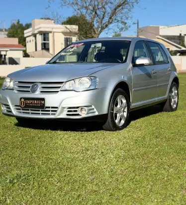 VOLKSWAGEN-GOLF-2009