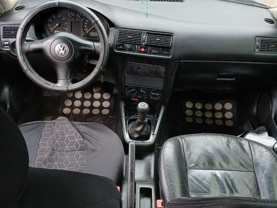 VOLKSWAGEN-GOLF-1.6 MI 8V GASOLINA 4P MANUAL VOLKSWAGEN-GOLF-2001