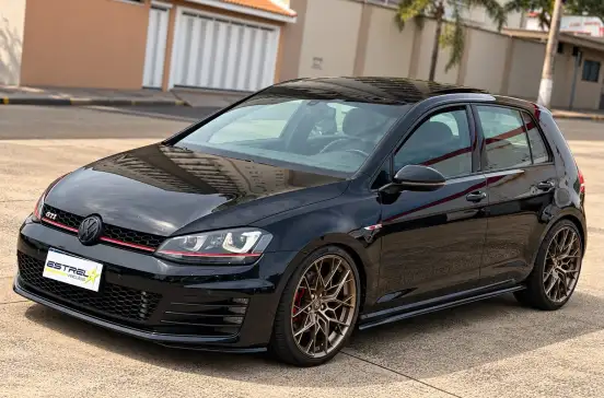 VOLKSWAGEN-GOLF-2.0 GTI HIGHLINE 16V GASOLINA 4P AUTOMÁTICO VOLKSWAGEN-GOLF-2014