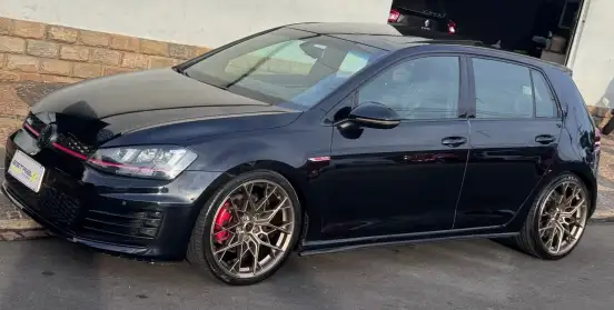 VOLKSWAGEN-GOLF-2014