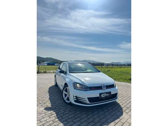 VOLKSWAGEN-GOLF-2.0 TSI GTI 16V TURBO GASOLINA 4P AUTOMÁTICO VOLKSWAGEN-GOLF-2014