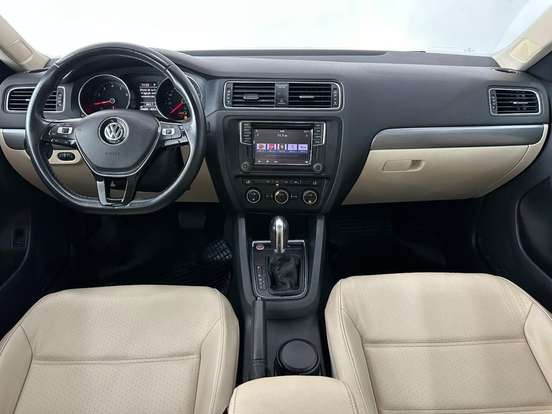 VOLKSWAGEN-JETTA-2016