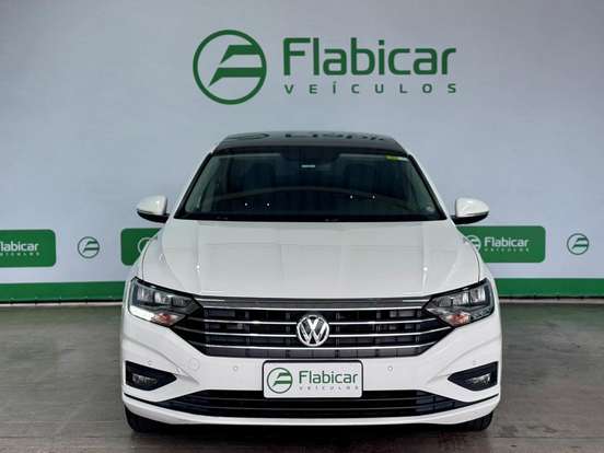 VOLKSWAGEN-JETTA-2020