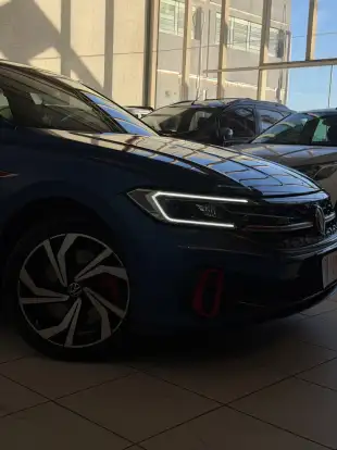 VOLKSWAGEN-JETTA-2023