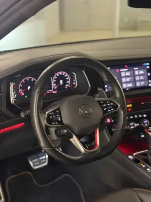 VOLKSWAGEN-JETTA-2023