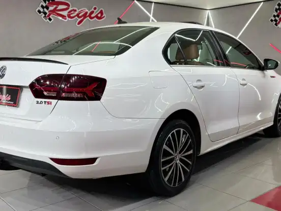 VOLKSWAGEN-JETTA-2.0 TSI HIGHLINE 200CV GASOLINA 4P TIPTRONIC VOLKSWAGEN-JETTA-2013