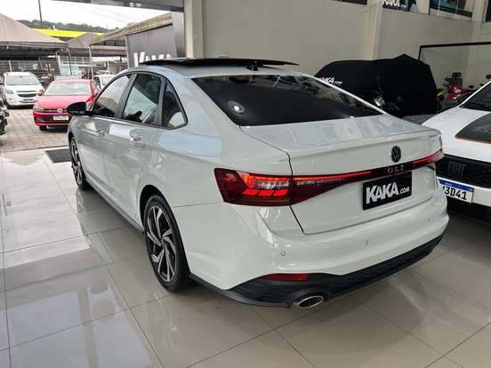 VOLKSWAGEN-JETTA-2026