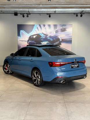 VOLKSWAGEN-JETTA-2025