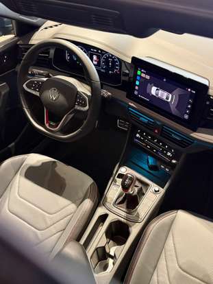 VOLKSWAGEN-JETTA-2025
