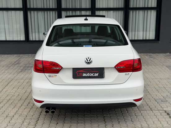 VOLKSWAGEN-JETTA-2.0 COMFORTLINE FLEX 4P TIPTRONIC VOLKSWAGEN-JETTA-2013