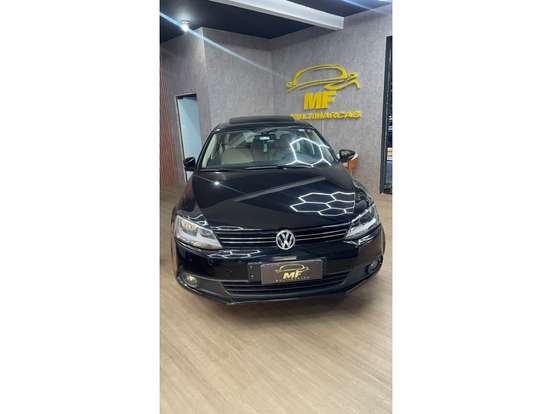 VOLKSWAGEN-JETTA-2.0 COMFORTLINE FLEX 4P TIPTRONIC VOLKSWAGEN-JETTA-2011