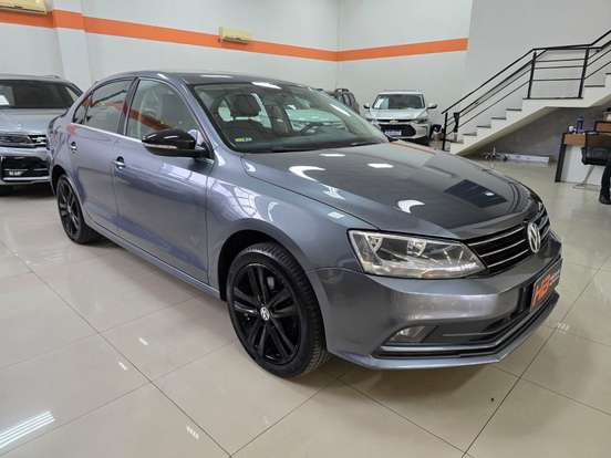 VOLKSWAGEN-JETTA-2.0 TSI HIGHLINE 211CV GASOLINA 4P TIPTRONIC VOLKSWAGEN-JETTA-2016