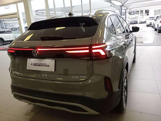 VOLKSWAGEN-NIVUS-1.0 200 TSI TOTAL FLEX HIGHLINE AUTOMÁTICO VOLKSWAGEN-NIVUS-2024