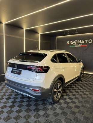 VOLKSWAGEN-NIVUS-1.0 200 TSI TOTAL FLEX HIGHLINE AUTOMÁTICO VOLKSWAGEN-NIVUS-2023