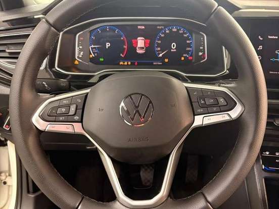 VOLKSWAGEN-NIVUS-1.0 200 TSI TOTAL FLEX HIGHLINE AUTOMÁTICO VOLKSWAGEN-NIVUS-2023