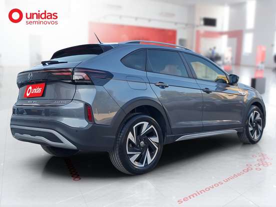 VOLKSWAGEN-NIVUS-1.0 200 TSI TOTAL FLEX HIGHLINE AUTOMÁTICO VOLKSWAGEN-NIVUS-2025
