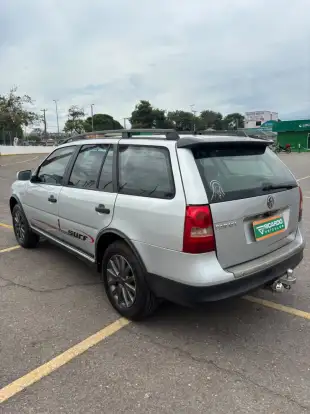 VOLKSWAGEN-PARATI-2010
