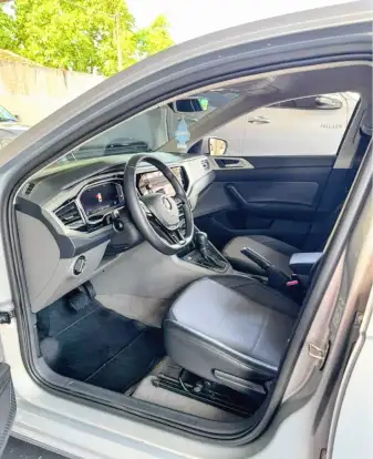 VOLKSWAGEN-POLO-1.0 200 TSI HIGHLINE AUTOMÁTICO VOLKSWAGEN-POLO-2019