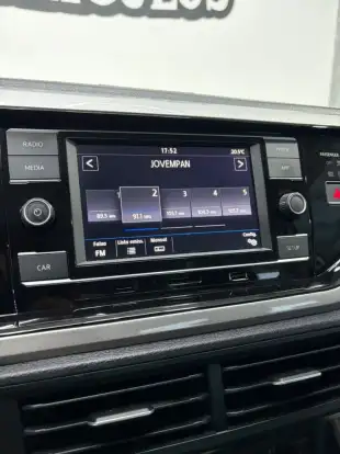 VOLKSWAGEN-POLO-2019