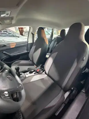 VOLKSWAGEN-POLO-2024