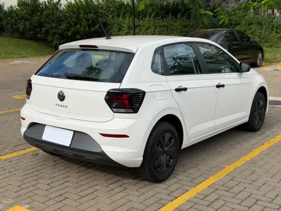 VOLKSWAGEN-POLO-2024