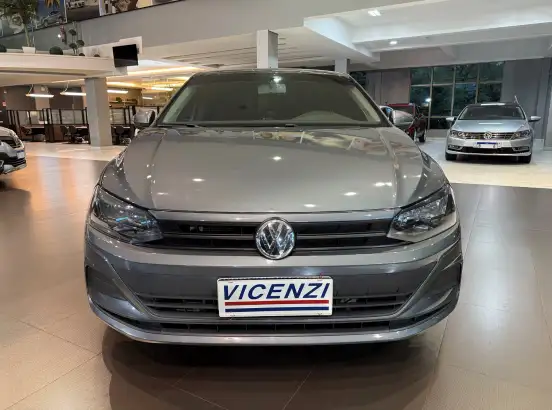 VOLKSWAGEN-POLO-2018
