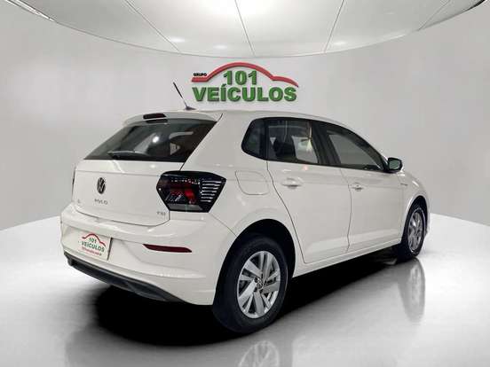 VOLKSWAGEN-POLO-1.0 170 TSI COMFORTLINE AUTOMÁTICO VOLKSWAGEN-POLO-2024