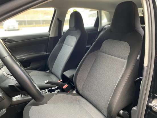 VOLKSWAGEN-POLO-1.0 170 TSI COMFORTLINE AUTOMÁTICO VOLKSWAGEN-POLO-2024