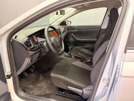 VOLKSWAGEN-POLO-2025