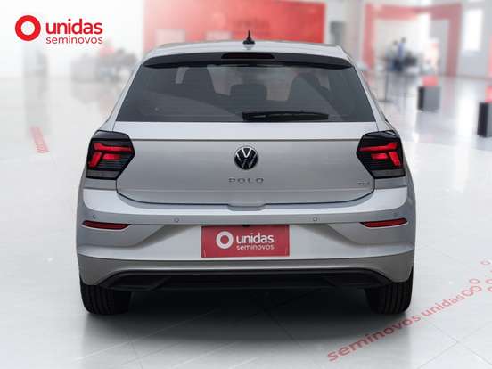 VOLKSWAGEN-POLO-1.0 170 TSI HIGHLINE AUTOMÁTICO VOLKSWAGEN-POLO-2024
